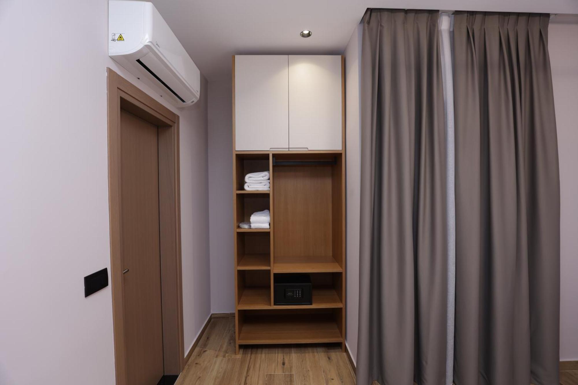 Residence Inn Hotel Tiranë Eksteriør bilde