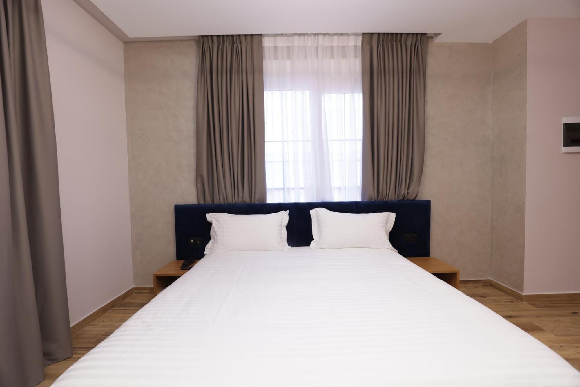 Residence Inn Hotel Tiranë Eksteriør bilde